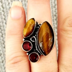 New Beautiful Tiger Eye & Garnet 925 Silver Ring.